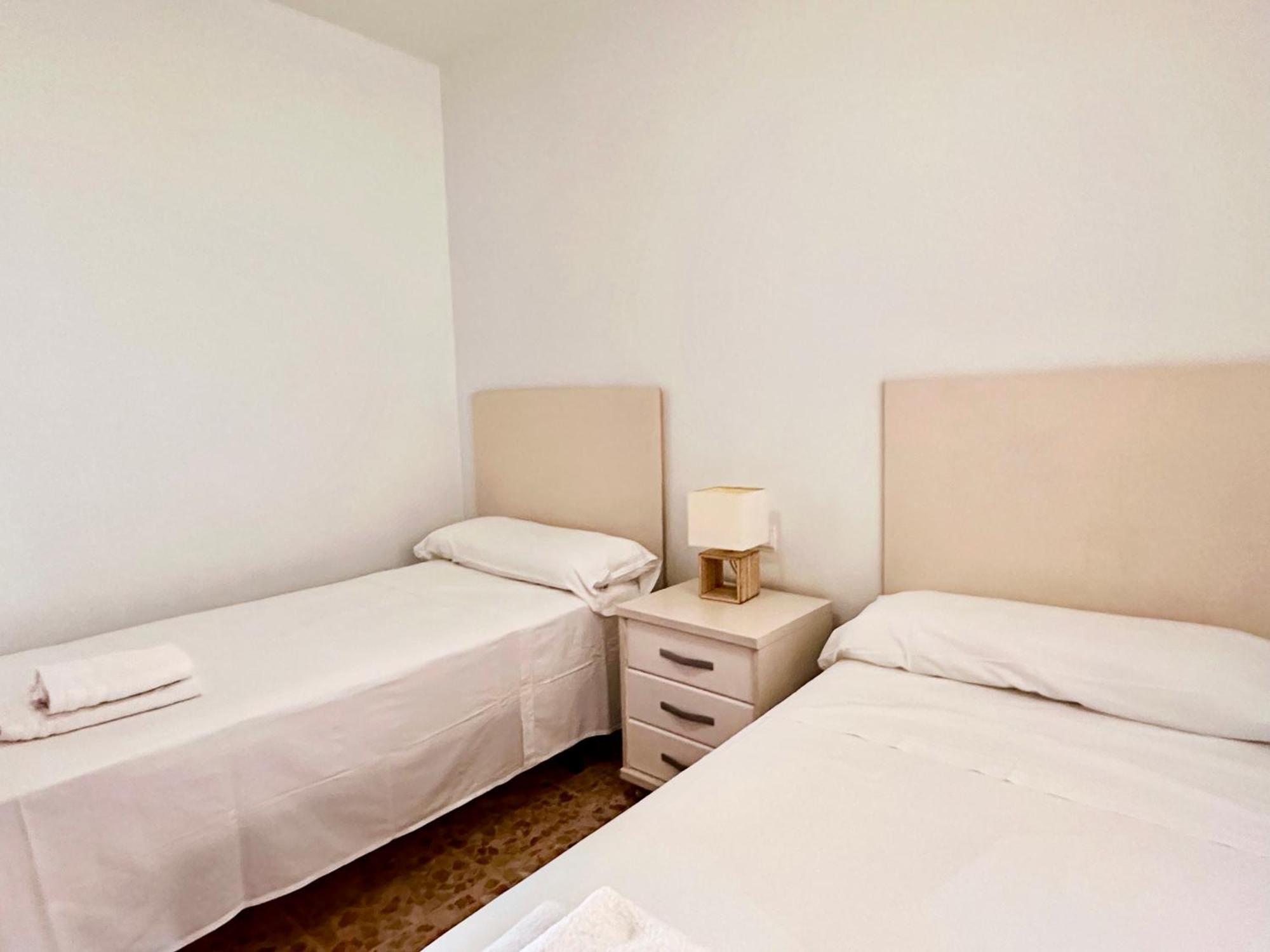 Genial Piso En Salobrena Parking Incluido Y Wifi Apartment Luaran gambar