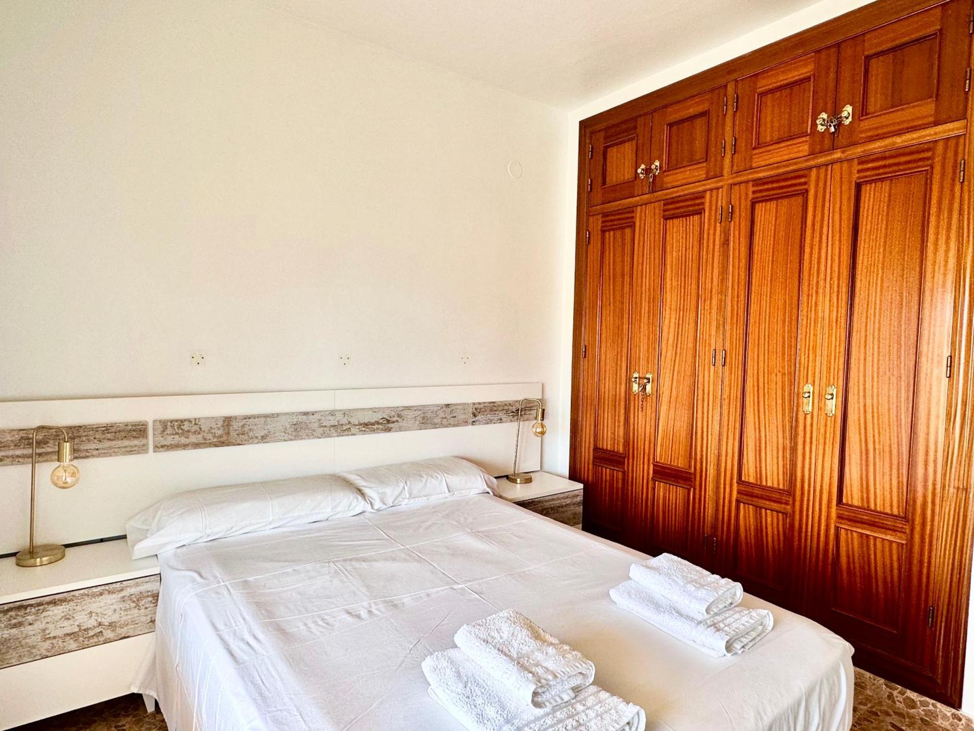 Genial Piso En Salobrena Parking Incluido Y Wifi Apartment Luaran gambar