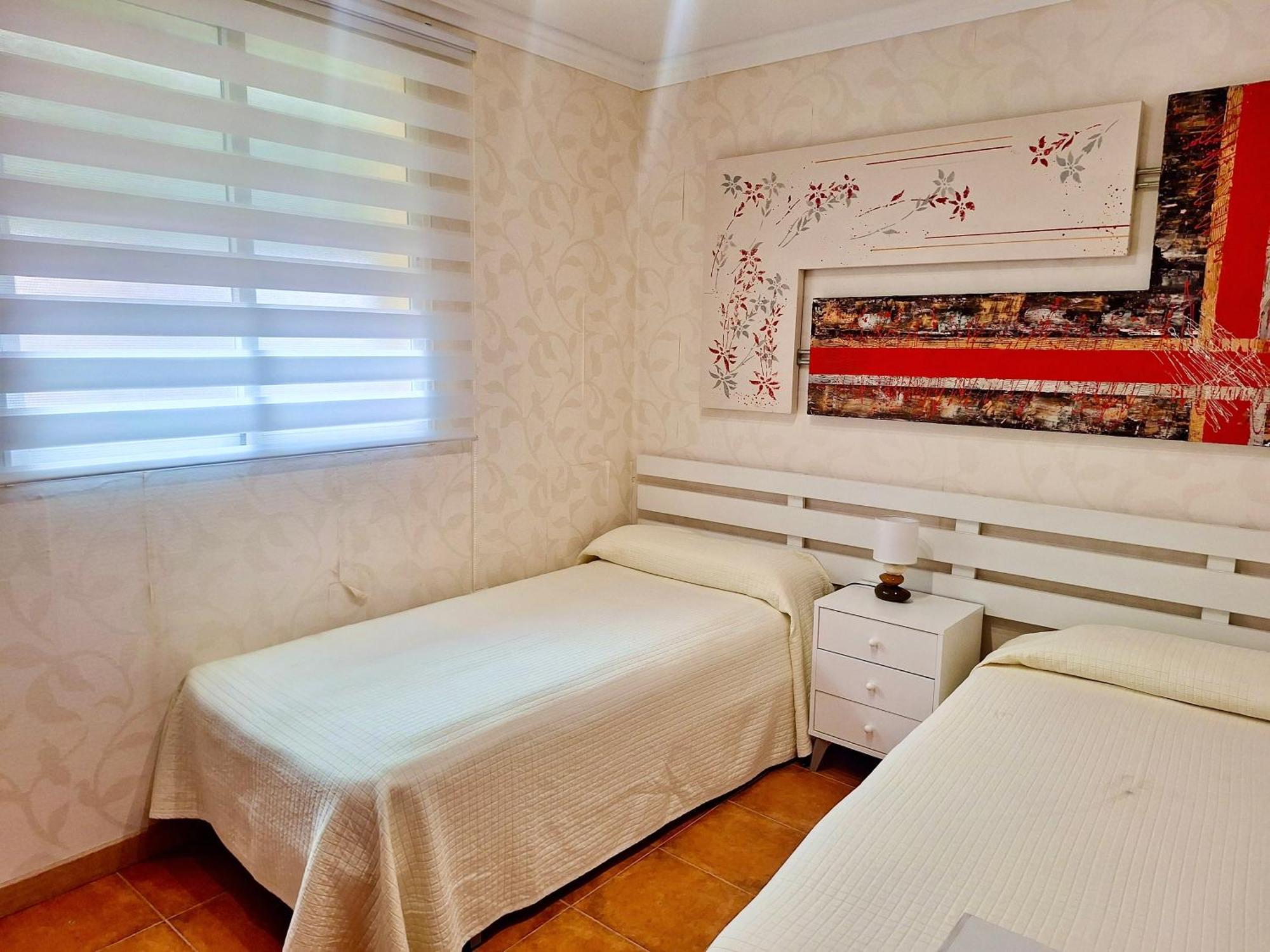 Genial Piso En Salobrena Parking Incluido Y Wifi Apartment Luaran gambar